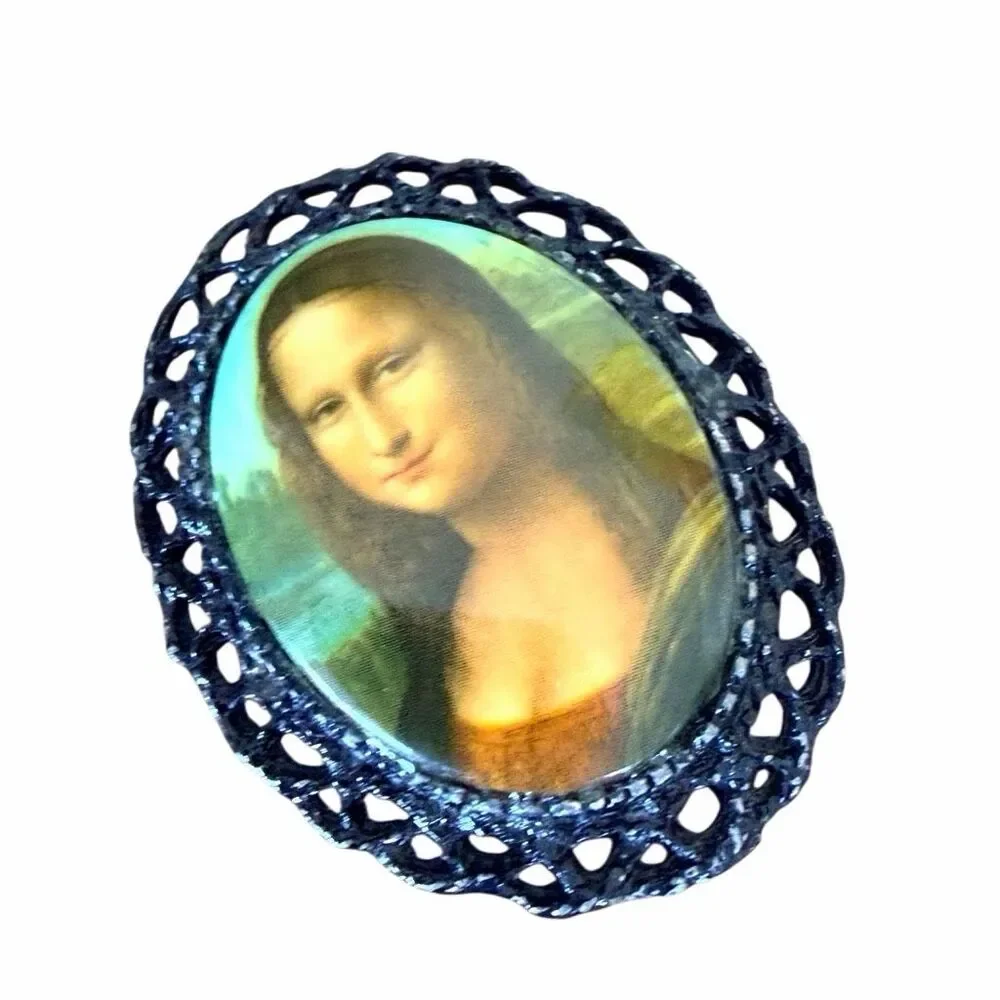 Mona Lisa Portrait Brooch Black